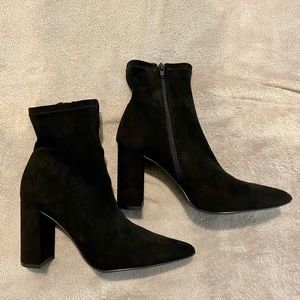Steve Madden Black Booties, never worn